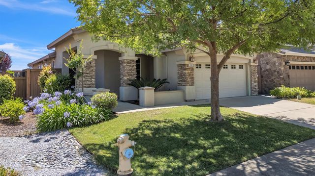 1992 Horseshoe Glen Cir, Folsom, CA 95630