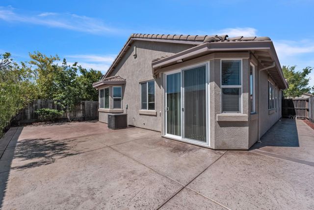 1992 Horseshoe Glen Cir, Folsom, CA 95630