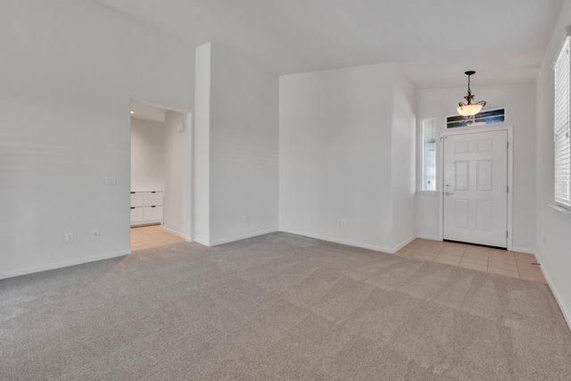 1992 Horseshoe Glen Cir, Folsom, CA 95630