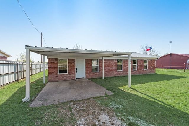 550 Green Acres Road, Weatherford, TX 76088