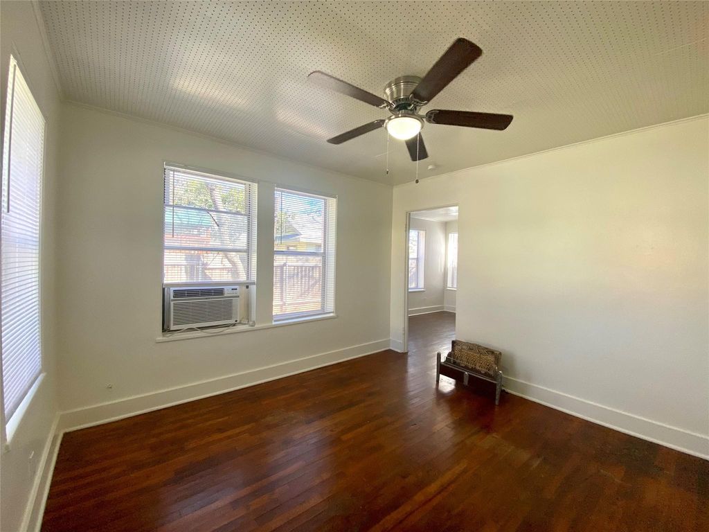 5009 Avenue G Ave A, Austin, TX 78751