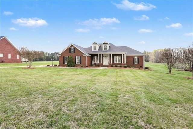244 Bent Creek Drive, Lexington, NC 27295