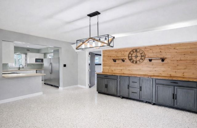 1571 Riverland Road, Fort Lauderdale, FL 33312