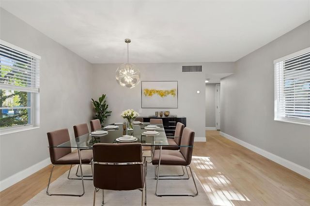 405 SHORE DRIVE E, Oldsmar, FL 34677