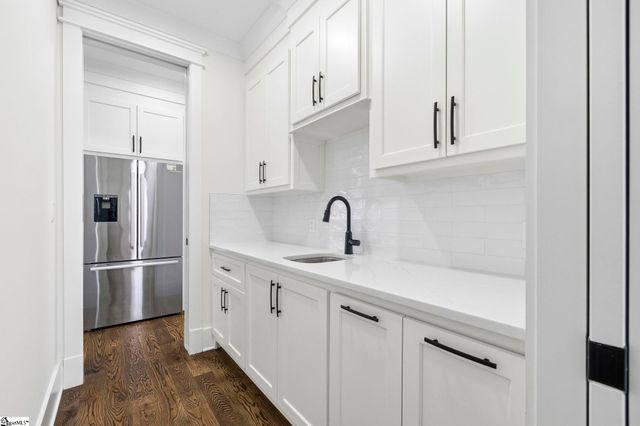 4 Angelo Court, Greenville, SC 29607