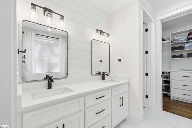 4 Angelo Court, Greenville, SC 29607