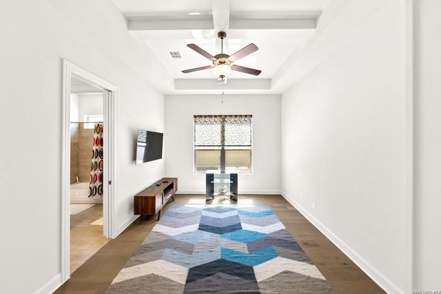 515 Talmadge Ln, Shavano Park, TX 78249