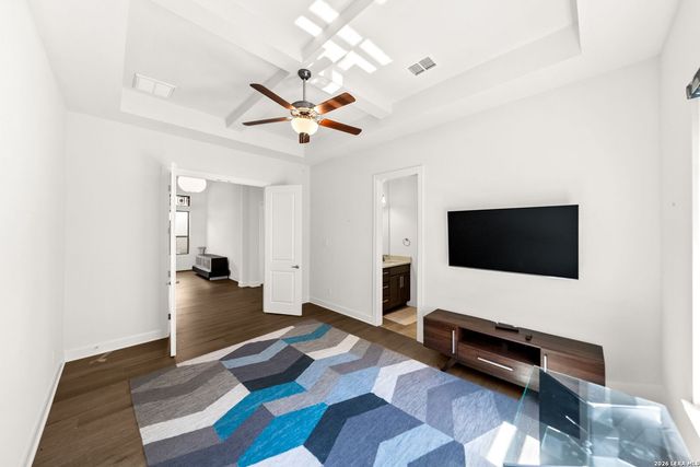 515 Talmadge Ln, Shavano Park, TX 78249