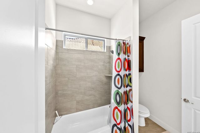 515 Talmadge Ln, Shavano Park, TX 78249