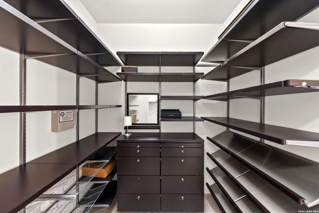 515 Talmadge Ln, Shavano Park, TX 78249