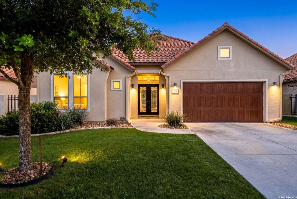 515 Talmadge Ln, Shavano Park, TX 78249