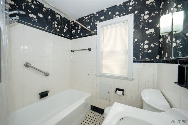 4097 Bailey Avenue, Amherst, NY 14226