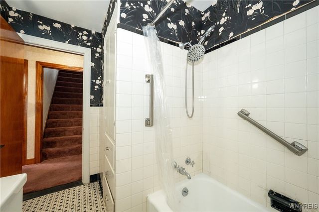 4097 Bailey Avenue, Amherst, NY 14226