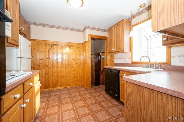 4097 Bailey Avenue, Amherst, NY 14226