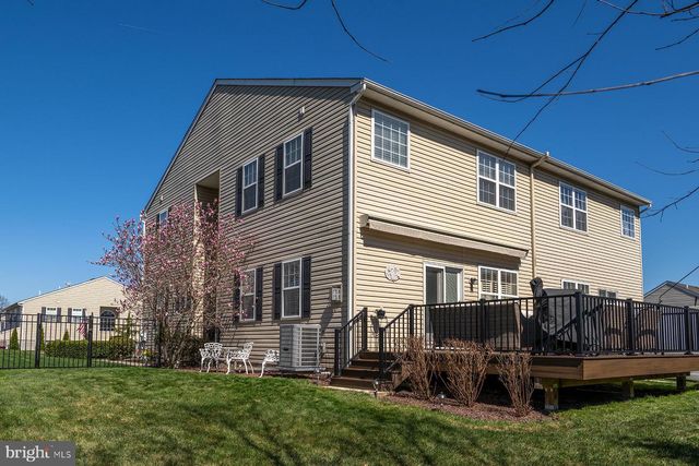 202 HOLBROOK LN, Gilbertsville, PA 19525