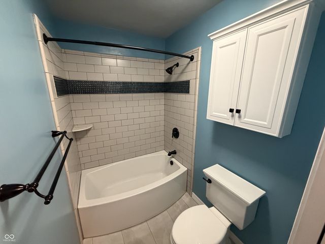 656 Mac Beth Drive, Avon, IN 46123