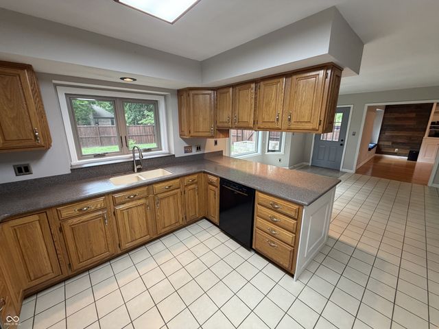 656 Mac Beth Drive, Avon, IN 46123