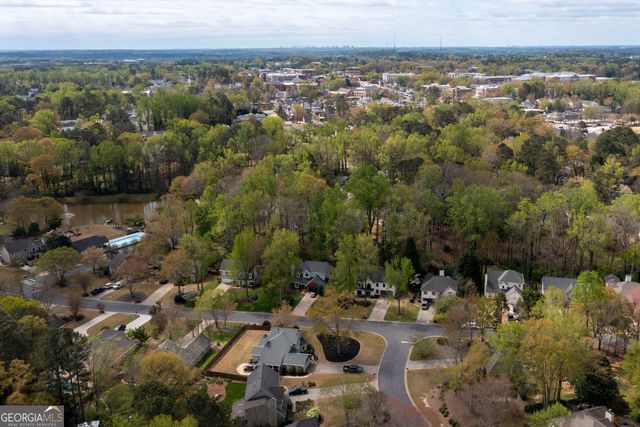 2015 N Creek Circle, Alpharetta, GA 30009