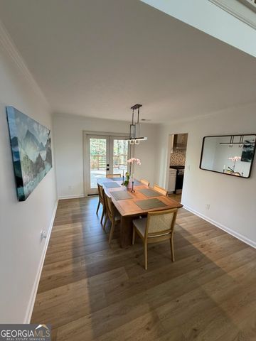 2015 N Creek Circle, Alpharetta, GA 30009