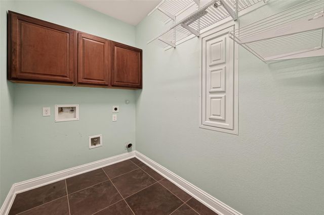 1410 Silver Rings Court, Pearland, TX 77581