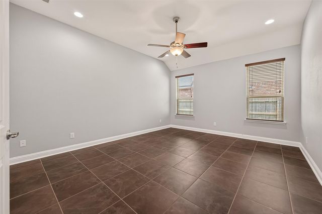 1410 Silver Rings Court, Pearland, TX 77581