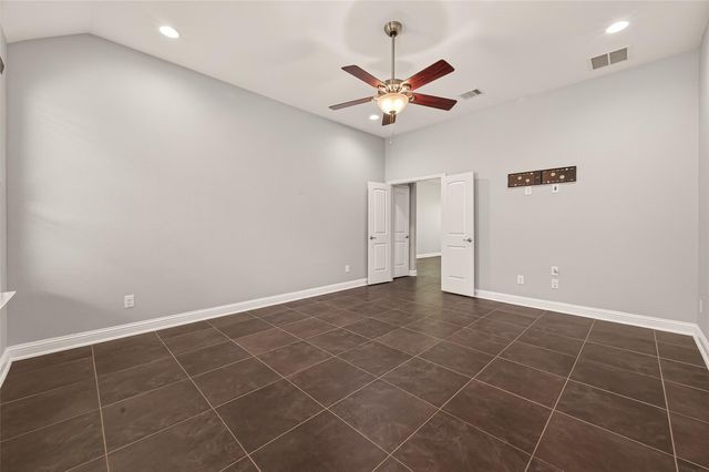 1410 Silver Rings Court, Pearland, TX 77581