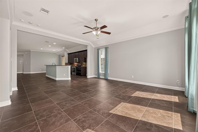 1410 Silver Rings Court, Pearland, TX 77581