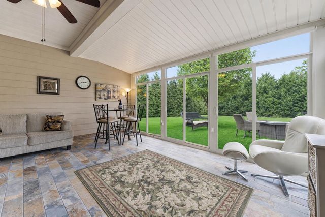 112 Providence Point Lane, Wellford, SC 29385