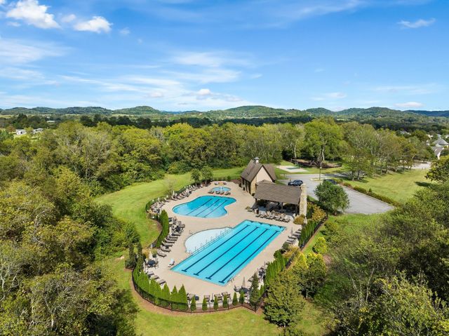 2505 Upper Hollow Rd, Thompsons Station, TN 37179