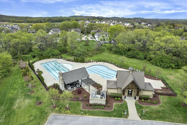 2505 Upper Hollow Rd, Thompsons Station, TN 37179