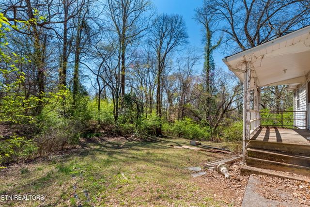 109 W Price Lane, Oak Ridge, TN 37830