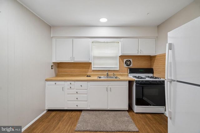 1711 LONEY ST, Philadelphia, PA 19111