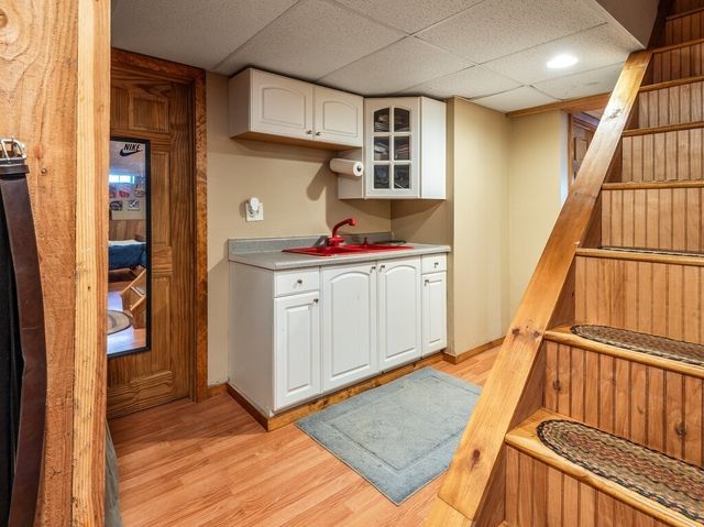 89 Elm St, Blackstone, MA 01504