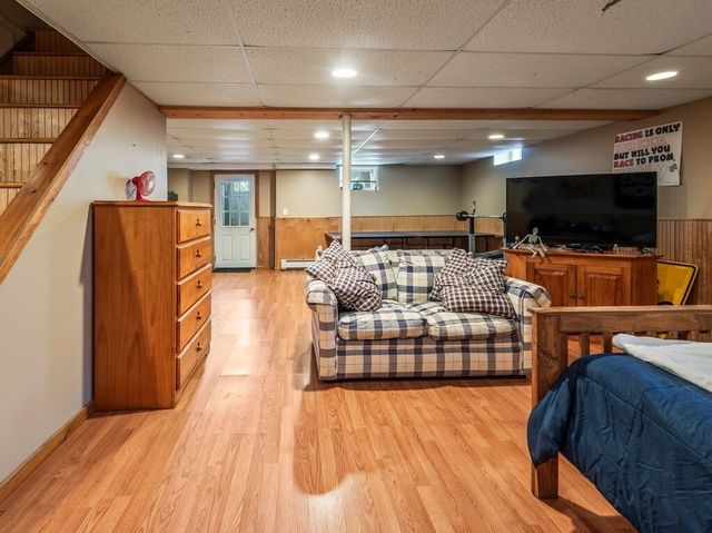 89 Elm St, Blackstone, MA 01504