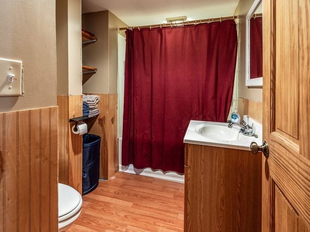 89 Elm St, Blackstone, MA 01504
