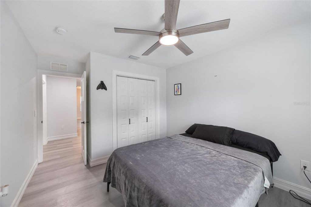 Image 18 of property listing at 914 E NORTH BAY STREET, Tampa, FL 33603