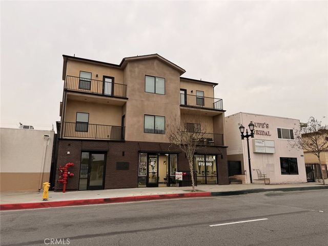 511 N Azusa Avenue 203, Azusa, CA 91702
