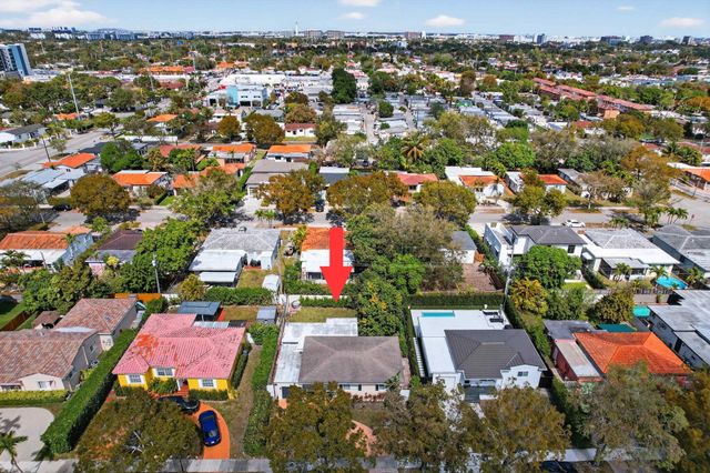 6091 SW 12th Street, West Miami, FL 33144