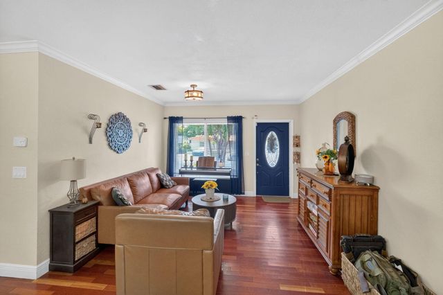 6091 SW 12th Street, West Miami, FL 33144