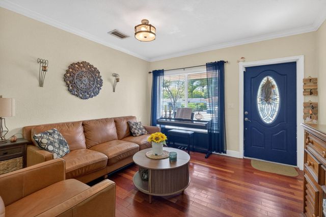 6091 SW 12th Street, West Miami, FL 33144