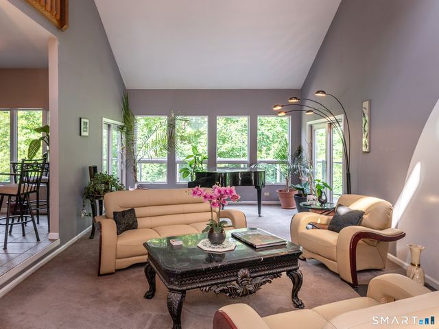 348 Hoop Pole Hill Road, Woodbury, CT 06798