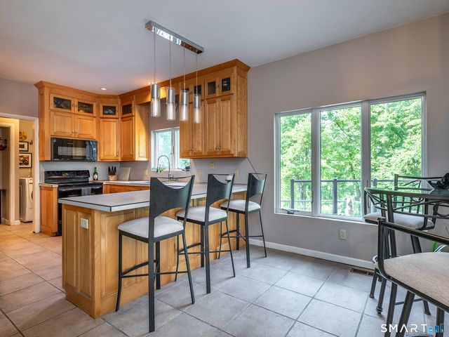 348 Hoop Pole Hill Road, Woodbury, CT 06798