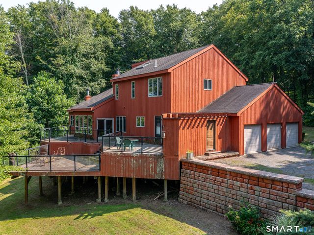 348 Hoop Pole Hill Road, Woodbury, CT 06798