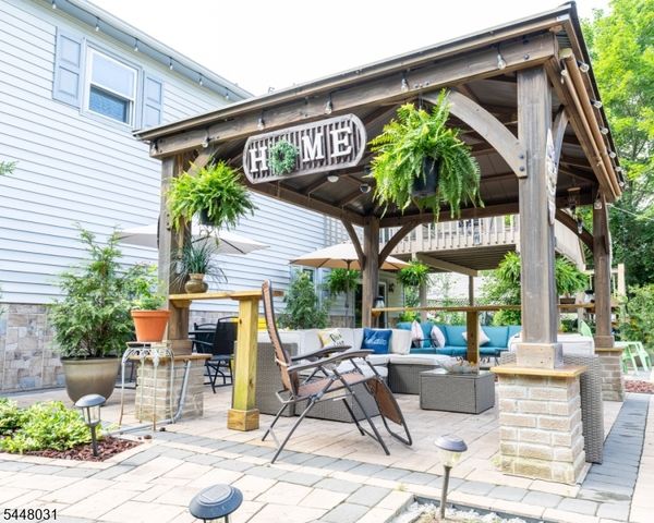 2 Washington Rd, Ogdensburg Boro, NJ 07439