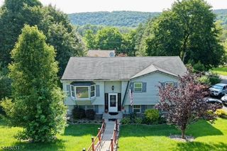 2 Washington Rd, Ogdensburg Boro, NJ 07439
