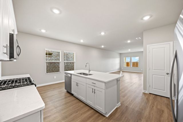 607 Clover Creek, Mckinney, TX 75071