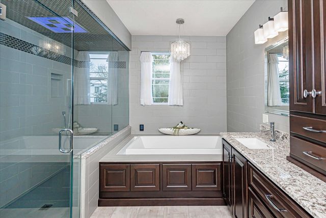 6404 CROOKED SWITCH, Columbia, MO 65201