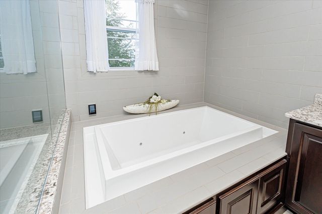 6404 CROOKED SWITCH, Columbia, MO 65201