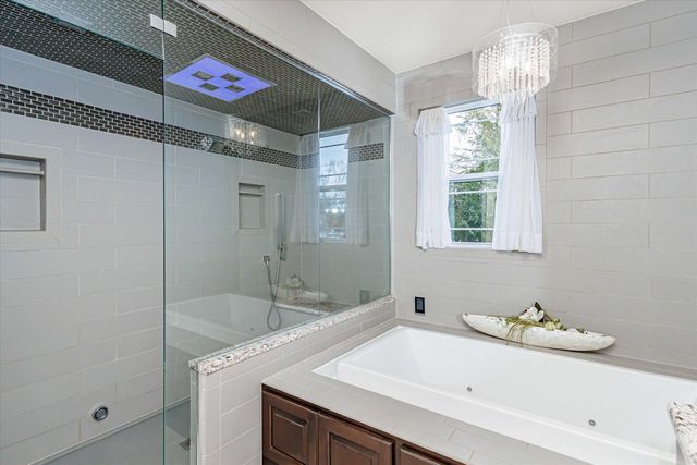 6404 CROOKED SWITCH, Columbia, MO 65201