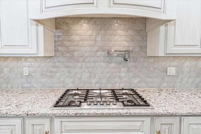 6404 CROOKED SWITCH, Columbia, MO 65201